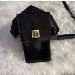 Stone Mountain Accessories Black Crossbody Bag